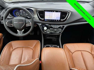 2024 Chrysler Pacifica Pinnacle AWD