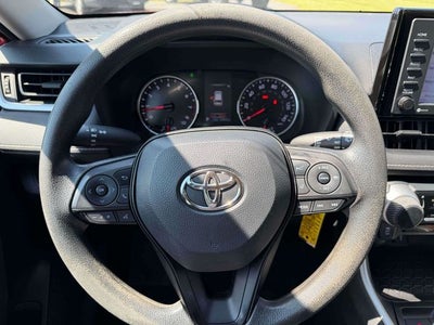 2022 Toyota RAV4 LE