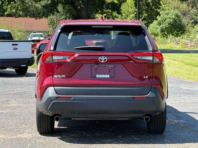 2022 Toyota RAV4 LE