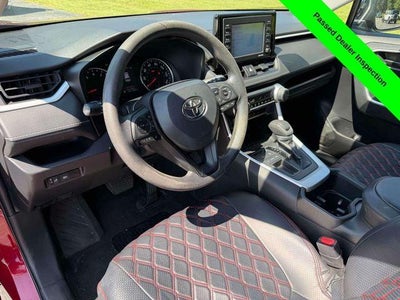 2022 Toyota RAV4 LE