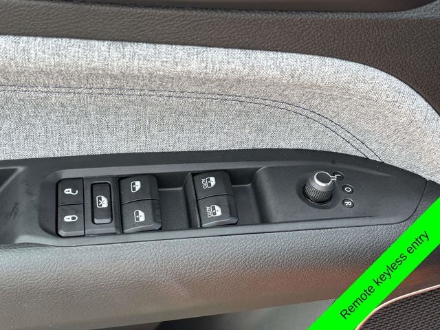 2026 Jeep Compass COMPASS LATITUDE 4X4