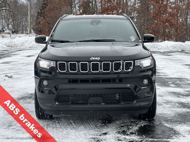 2026 Jeep Compass COMPASS LATITUDE 4X4