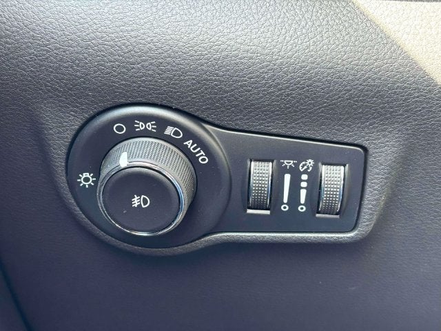 2027 Jeep Compass COMPASS LATITUDE ALTITUDE 4X4