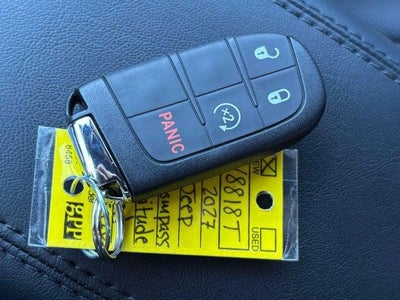 2027 Jeep Compass COMPASS LATITUDE ALTITUDE 4X4