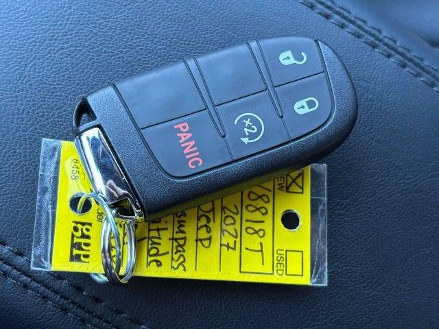 2027 Jeep Compass COMPASS LATITUDE ALTITUDE 4X4
