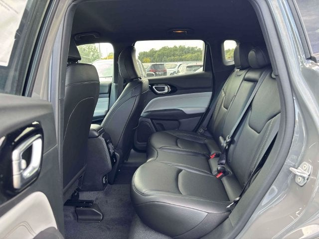 2027 Jeep Compass COMPASS LIMITED 4X4