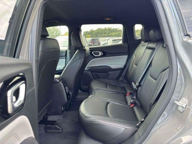 2027 Jeep Compass COMPASS LIMITED 4X4