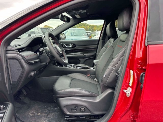 2027 Jeep Compass COMPASS TRAILHAWK 4X4
