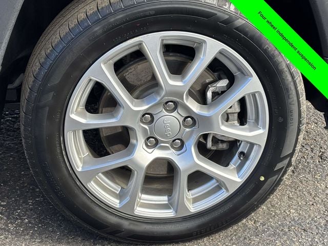 2024 Jeep Compass Latitude Lux FWD