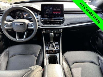 2024 Jeep Compass Latitude Lux FWD