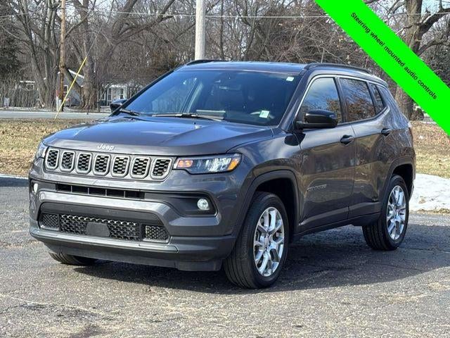 2024 Jeep Compass Latitude Lux FWD