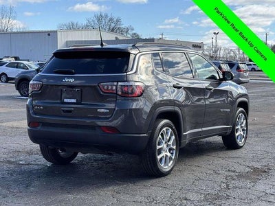 2024 Jeep Compass Latitude Lux FWD