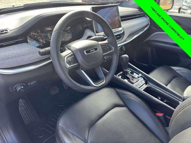 2024 Jeep Compass Latitude Lux FWD