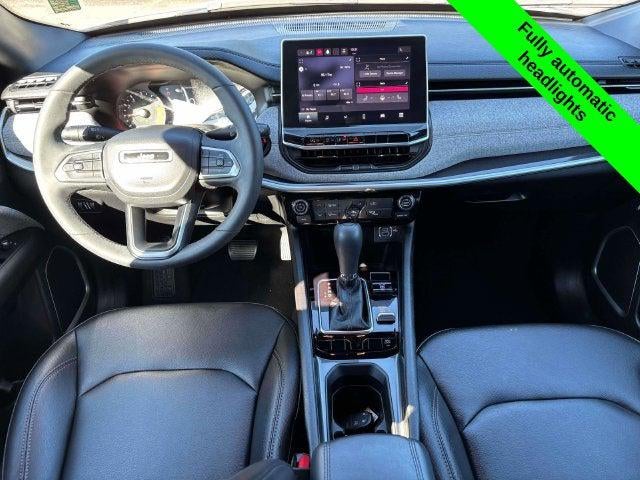 2023 Jeep Compass Latitude Lux FWD
