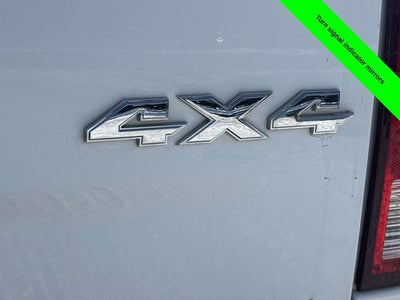 2017 RAM 3500 Tradesman Crew Cab 4x4 8' Box