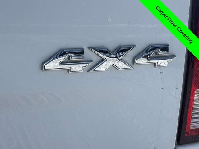 2017 RAM 3500 Tradesman Crew Cab 4x4 8' Box