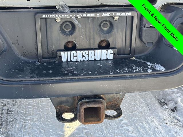 2017 RAM 3500 Tradesman Crew Cab 4x4 8' Box