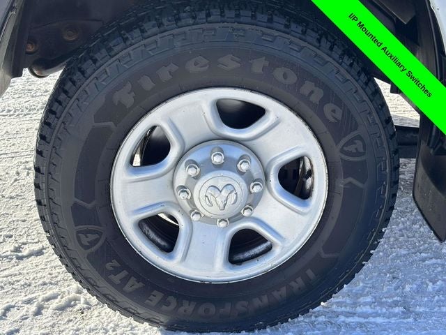 2017 RAM 3500 Tradesman Crew Cab 4x4 8' Box