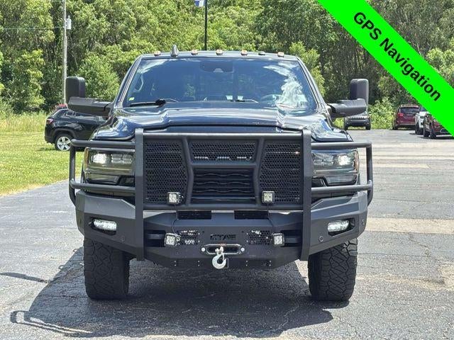 2021 RAM 3500 Limited Crew Cab 4x4 8' Box