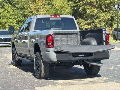 2027 RAM 2500 RAM 2500 BLACK EXPRESS CREW CAB 4X4 6'4' BOX