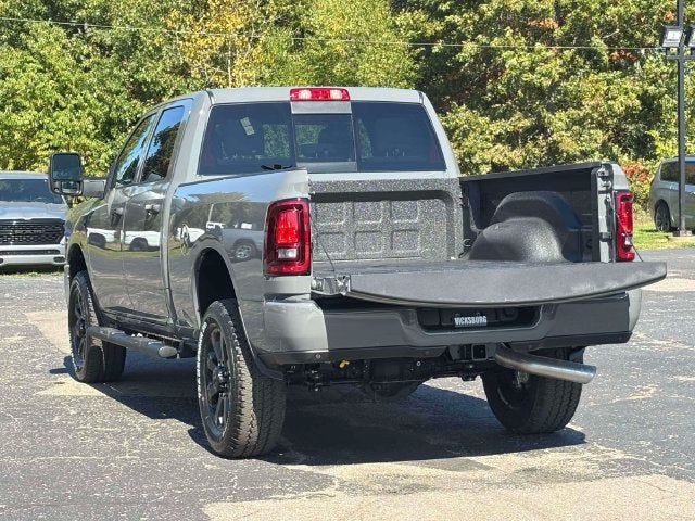 2027 RAM 2500 RAM 2500 BLACK EXPRESS CREW CAB 4X4 6'4' BOX