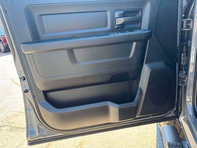 2027 RAM 2500 RAM 2500 BLACK EXPRESS CREW CAB 4X4 6'4' BOX