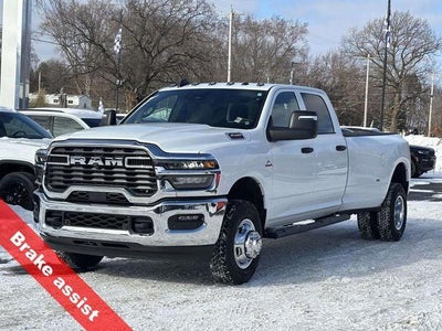 2026 RAM Ram 3500 RAM 3500 TRADESMAN CREW CAB 4X4 8' BOX