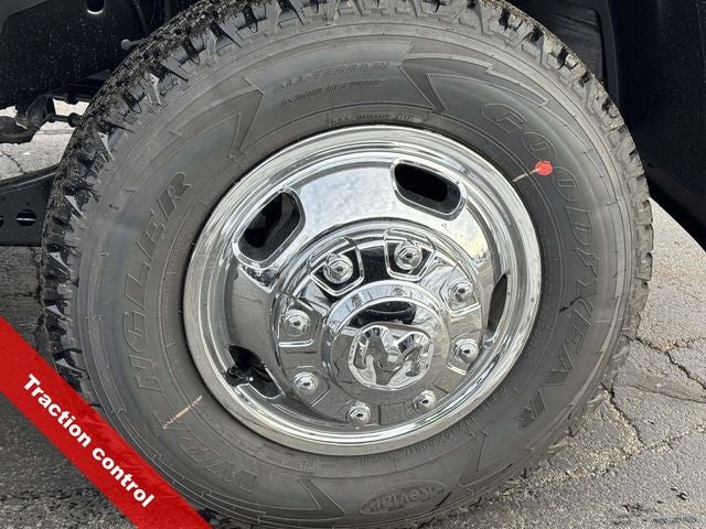 2026 RAM Ram 3500 RAM 3500 TRADESMAN CREW CAB 4X4 8' BOX