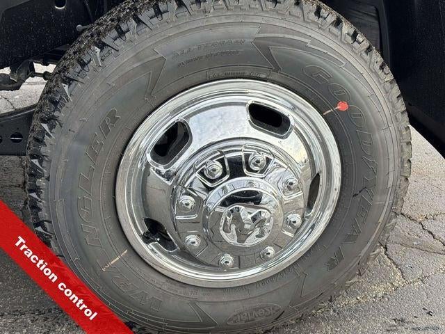 2026 RAM Ram 3500 RAM 3500 TRADESMAN CREW CAB 4X4 8' BOX