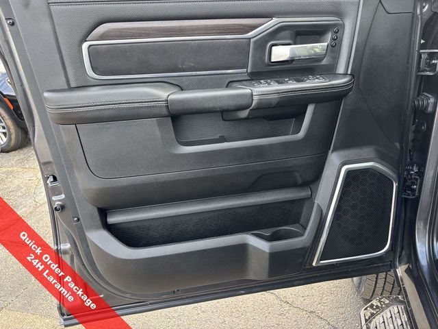 2026 RAM Ram 3500 RAM 3500 LARAMIE CREW CAB 4X4 8' BOX