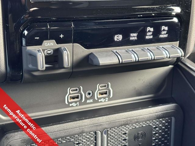 2026 RAM Ram 3500 RAM 3500 LARAMIE CREW CAB 4X4 8' BOX