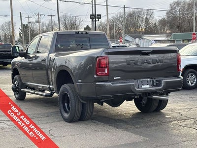 2026 RAM Ram 3500 RAM 3500 LARAMIE CREW CAB 4X4 8' BOX