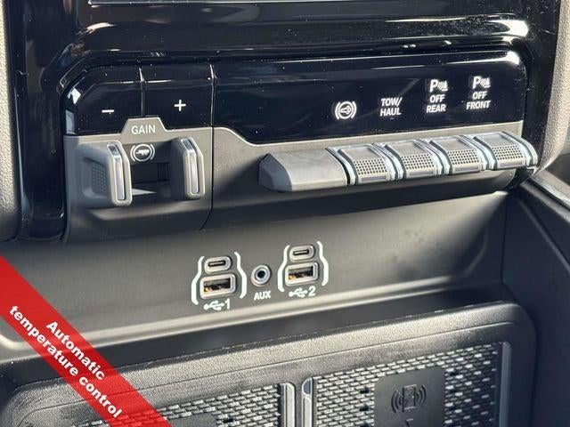 2026 RAM Ram 3500 RAM 3500 LARAMIE CREW CAB 4X4 8' BOX