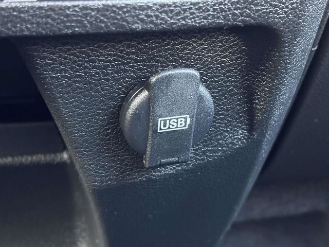 2022 RAM 1500 Classic Tradesman Crew Cab 4x4 5'7' Box