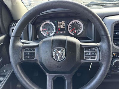 2022 RAM 1500 Classic Tradesman Crew Cab 4x4 5'7' Box