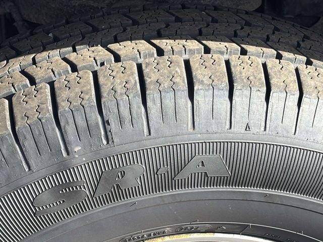 2022 RAM 1500 Classic Tradesman Crew Cab 4x4 5'7' Box