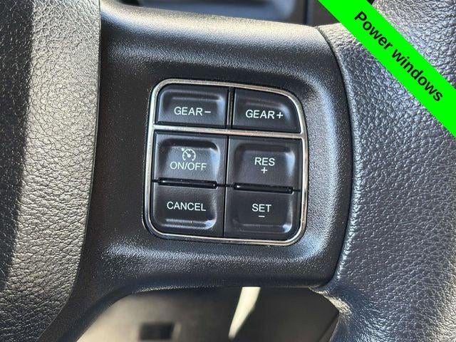 2022 RAM 1500 Classic Tradesman Crew Cab 4x4 5'7' Box