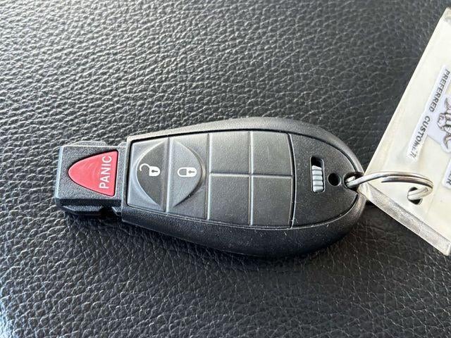 2022 RAM 1500 Classic Tradesman Crew Cab 4x4 5'7' Box