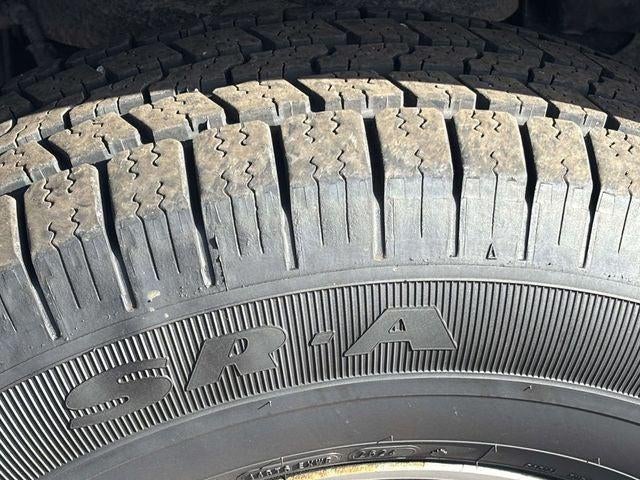 2022 RAM 1500 Classic Tradesman Crew Cab 4x4 5'7' Box