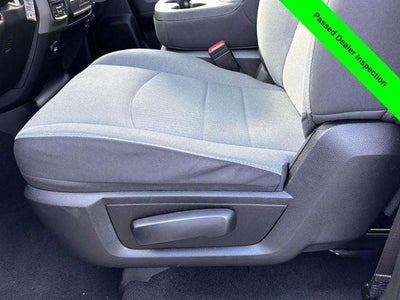 2022 RAM 1500 Classic Tradesman Crew Cab 4x4 5'7' Box