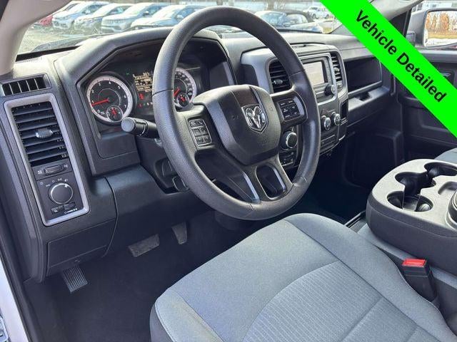 2022 RAM 1500 Classic Tradesman Crew Cab 4x4 5'7' Box