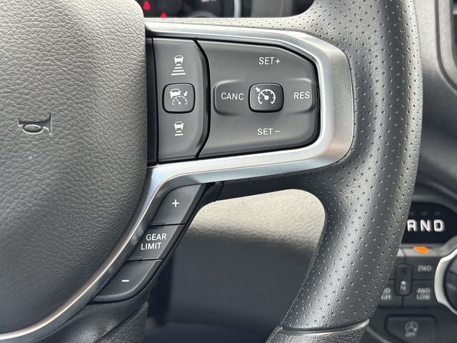 2026 RAM Ram 1500 RAM 1500 TRADESMAN CREW CAB 4X4 5'7' BOX
