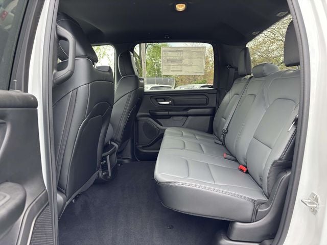 2026 RAM Ram 1500 RAM 1500 TRADESMAN CREW CAB 4X4 5'7' BOX
