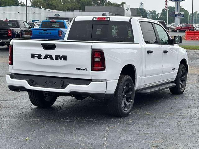 2026 RAM Ram 1500 RAM 1500 EXPRESS CREW CAB 4X4 5'7' BOX