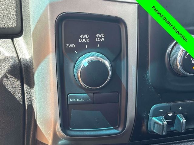 2017 RAM 2500 SLT Crew Cab 4x4 6'4' Box