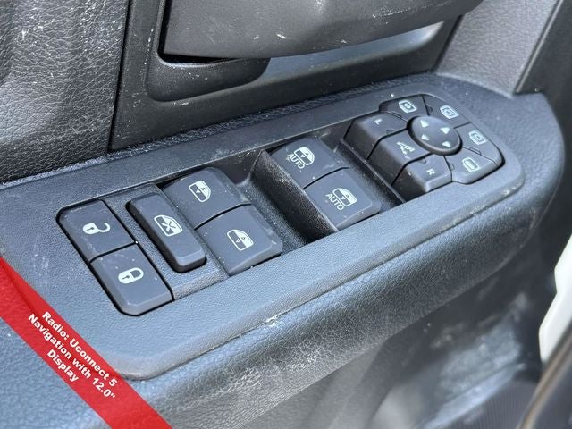 2026 RAM Ram 2500 RAM 2500 BLACK EXPRESS CREW CAB 4X4 6'4' BOX