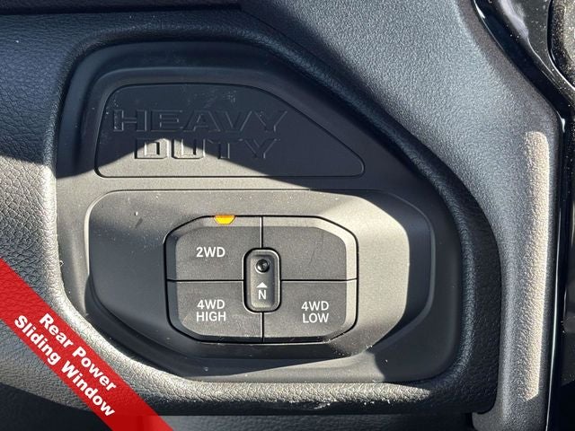 2026 RAM Ram 2500 RAM 2500 BLACK EXPRESS CREW CAB 4X4 6'4' BOX