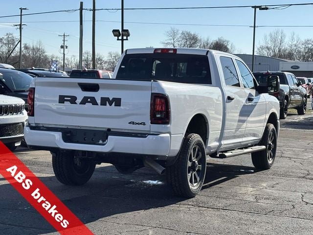 2026 RAM Ram 2500 RAM 2500 BLACK EXPRESS CREW CAB 4X4 6'4' BOX