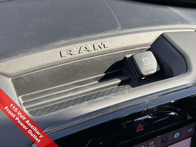 2026 RAM Ram 2500 RAM 2500 BLACK EXPRESS CREW CAB 4X4 6'4' BOX