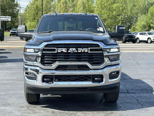 2025 RAM Ram 2500 RAM 2500 TRADESMAN CREW CAB 4X4 6'4' BOX